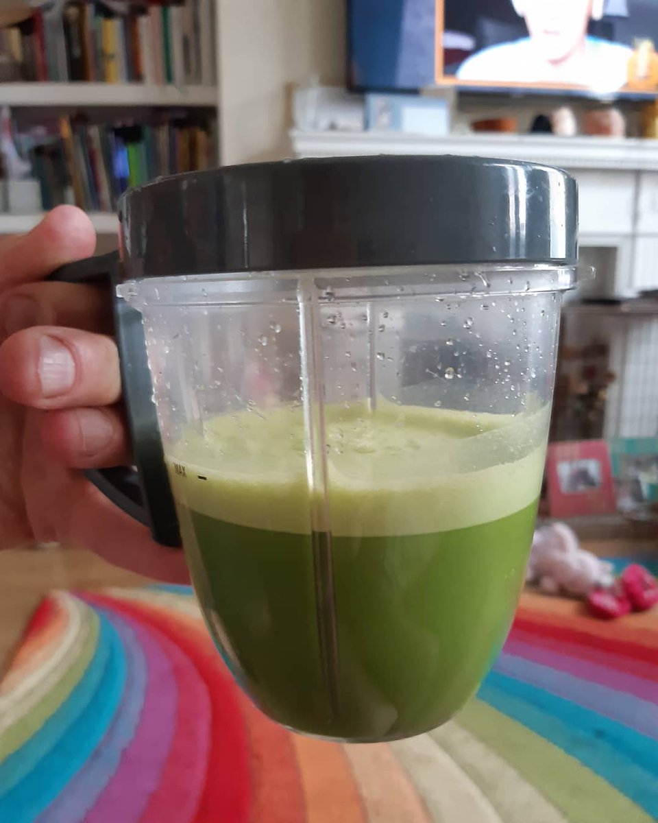 emmarose1980's tweet photo. #nutriblast #greensmoothie full of #fibre #2cups #spinach #coconutwater #1carrot a lump of #ginger

#wahlsprotocol #vegan #glutenfree

The ginger made it very #palletable https://t.co/Li5thhklLn