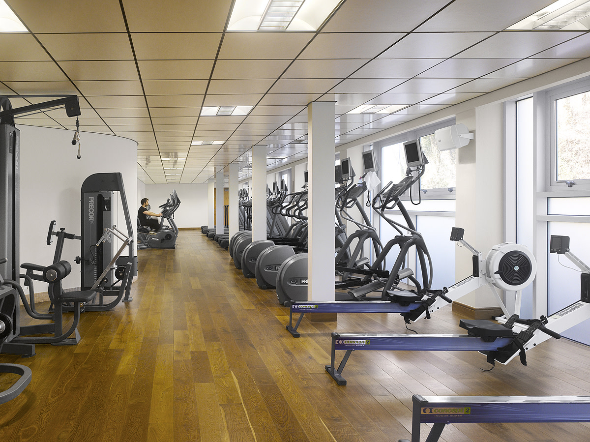 RadissonCork's tweet photo. Whether it's toning your body or calming your mind, we're here to help at #TheFitnessClub at #RadissonCork. Enjoy unlimited access to our gym swimming pool &amp; more for just €60 per month. Visit https://t.co/TBsMgxLFO3 or call our team on 0214297080 for more #Cork #iNUACollection https://t.co/Cxpr1knXBr