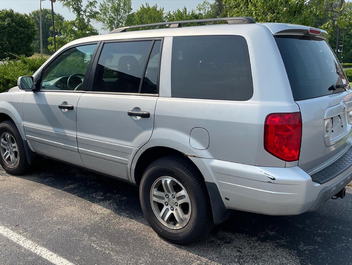 EricTheCarGuy's tweet photo. There’s a story behind this Honda Pilot that began last Friday. I won’t get into details here, but I think I found the recipient for the FixingItForward Odyssey. Stay turned. #fixingitforward #hondapilot https://t.co/tB5V6dzPwr