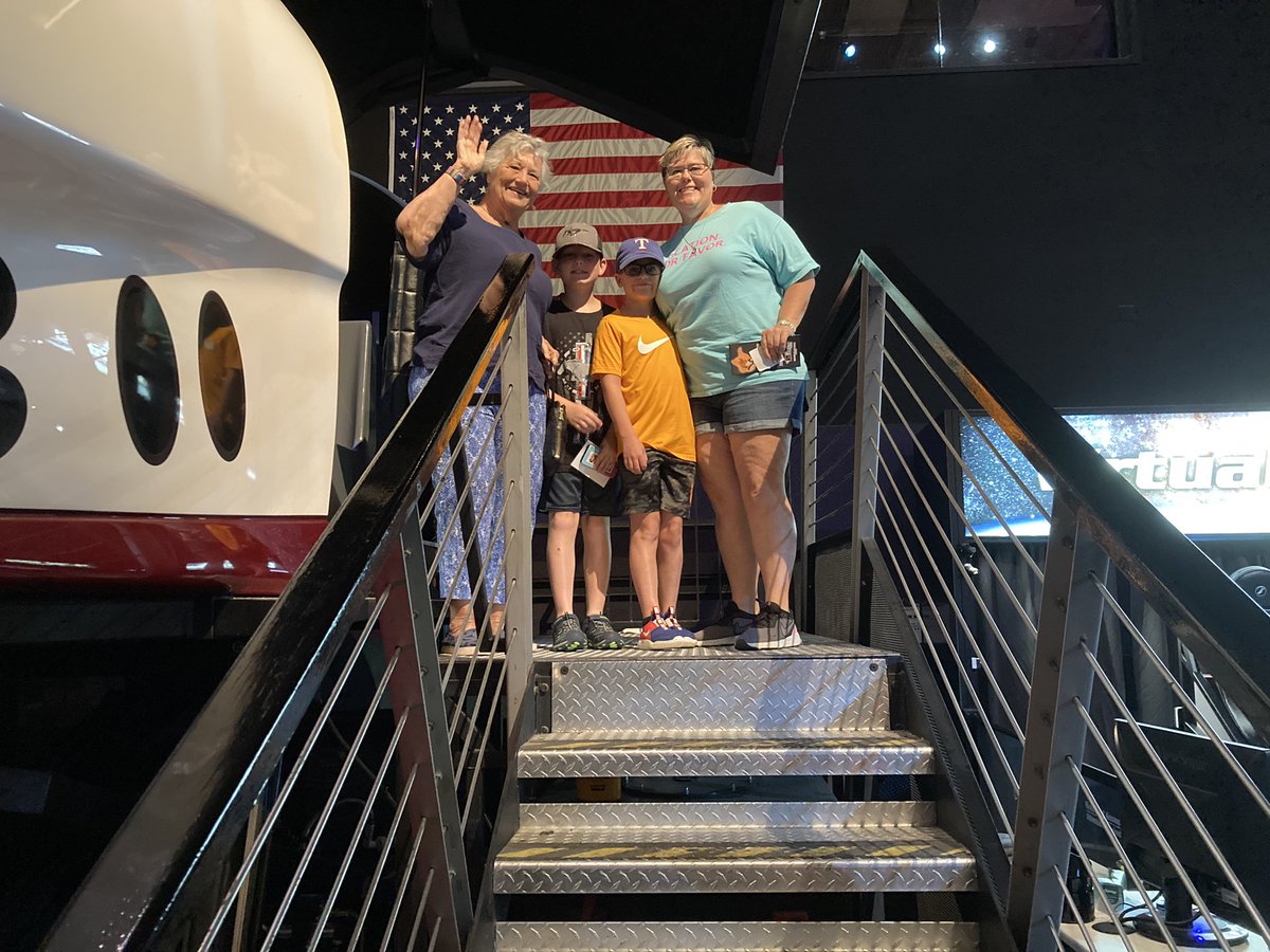 msdanaschott's tweet photo. @NISDScarborough @scarboroughsummervibes.              Road trip to Houston NASA with the family https://t.co/SH2QDtort8