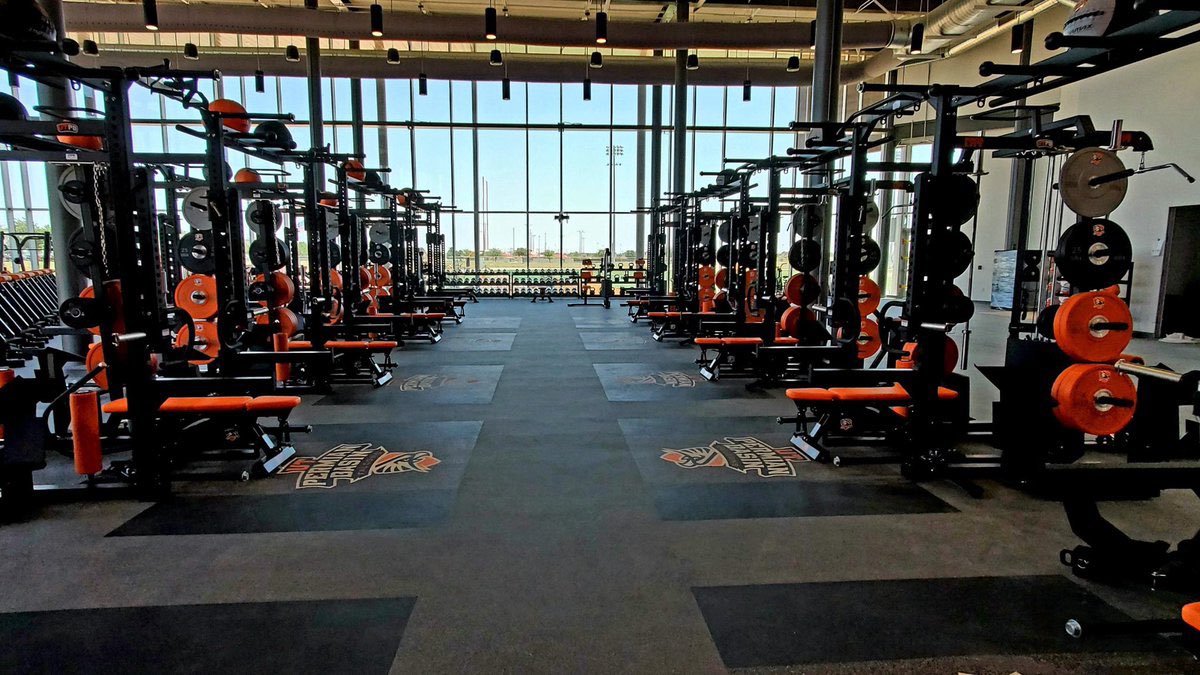 SuddinSapien's tweet photo. Home 📍@UTPBFootball https://t.co/mJCfcJWUNB