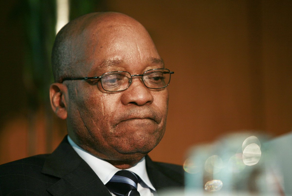 JMphepya's tweet photo. Advocate Dali Mpofu is an impressive debater... The circumstance has been against him, yet he has managed to sensibly turn it around in his favor. Hope the fighting pays off even if it looks unlikely.
#dalimpofu #maxduplessis #JacobZuma https://t.co/64VvJM1ddw