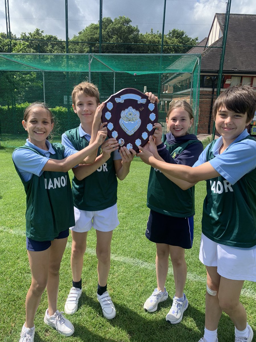 Between the rain showers we managed to finish Sports Day with the sun shining ☀️ Manor came out as champions in the end 💚 A huge congratulations to all of our houses for taking part with fantastic enthusiasm today 💫😃 <a href="/BancroftsSchool/">Bancroft's School</a>