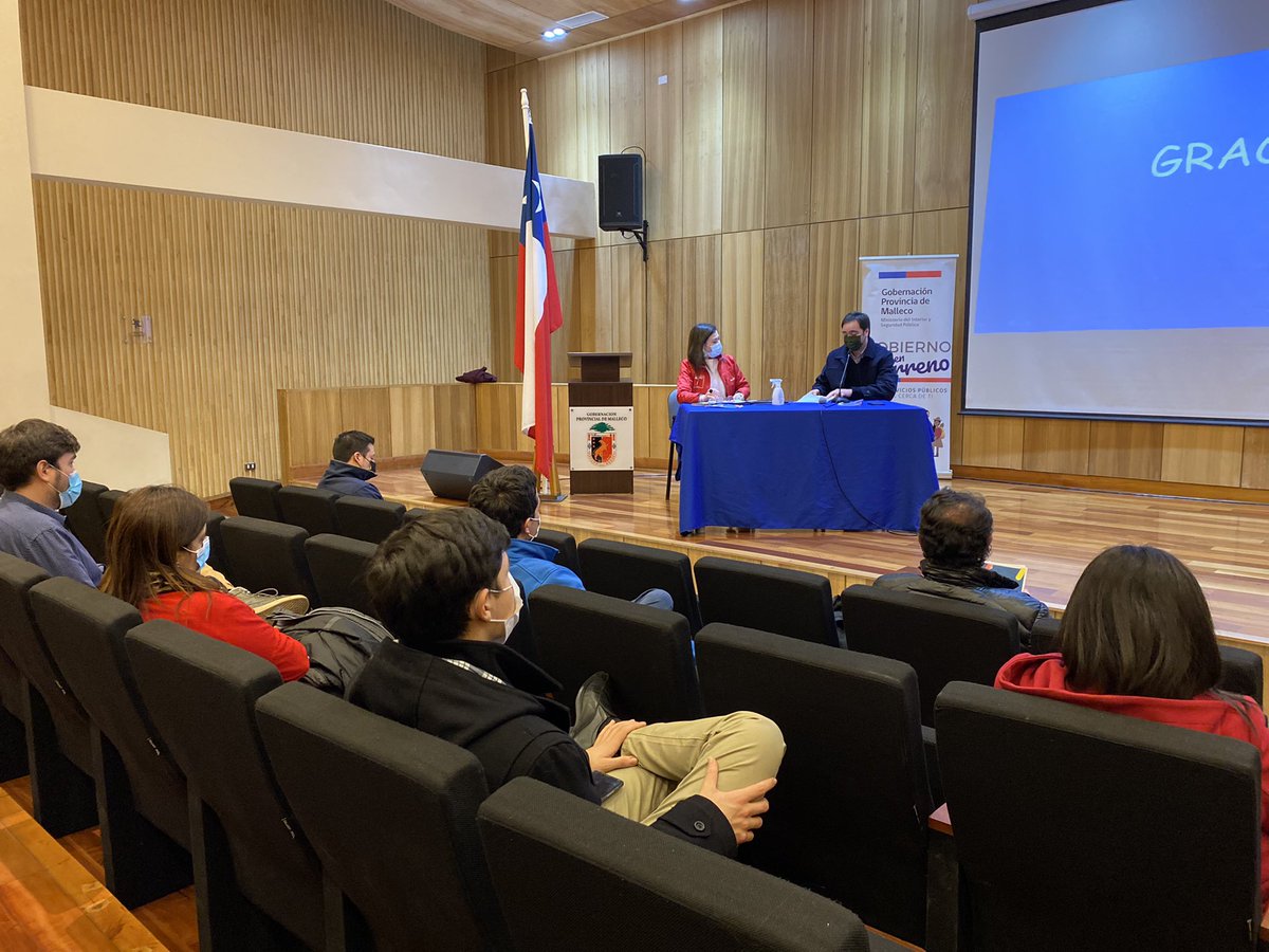 DPPMalleco's tweet photo. AHORA - La gobernadora @katiajeaguz junto al Seremi de Economía @LopezBahamonde encabeza Comité Técnico Asesor, donde se informa y socializa con los servicios públicos de la provincia de Malleco, respecto a los requisitos del #BonoMiPyme y #IFEUniversal
#PymeMotorDeChile 🇨🇱💪 https://t.co/ZrVyu9awk3