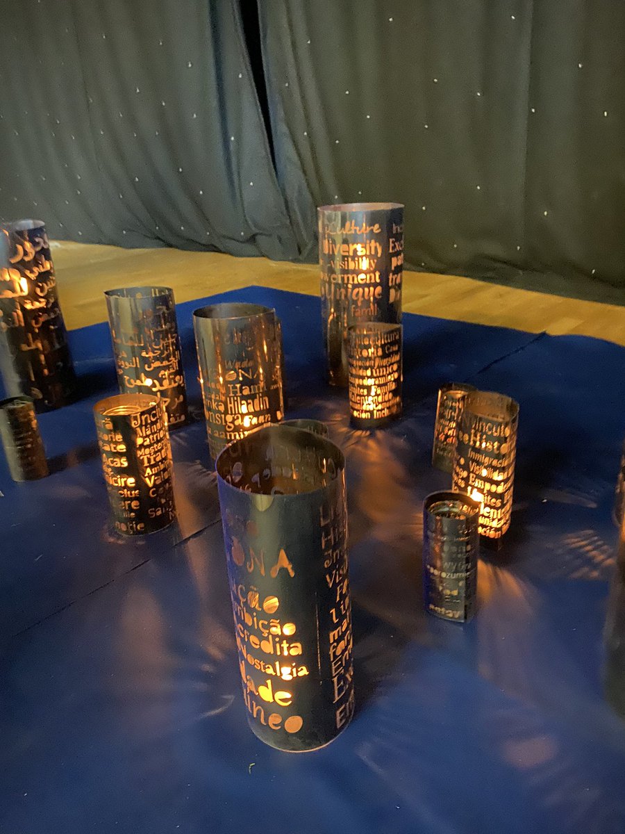 MarianneJeanes's tweet photo. Congratulations to all our Arts Award winners and thank you to y5 @harlesdenschool for your contributions to our arts exhibition @Capital__City. STEAM team we loved your Mars exhibition too! https://t.co/0g5TIoTEIX