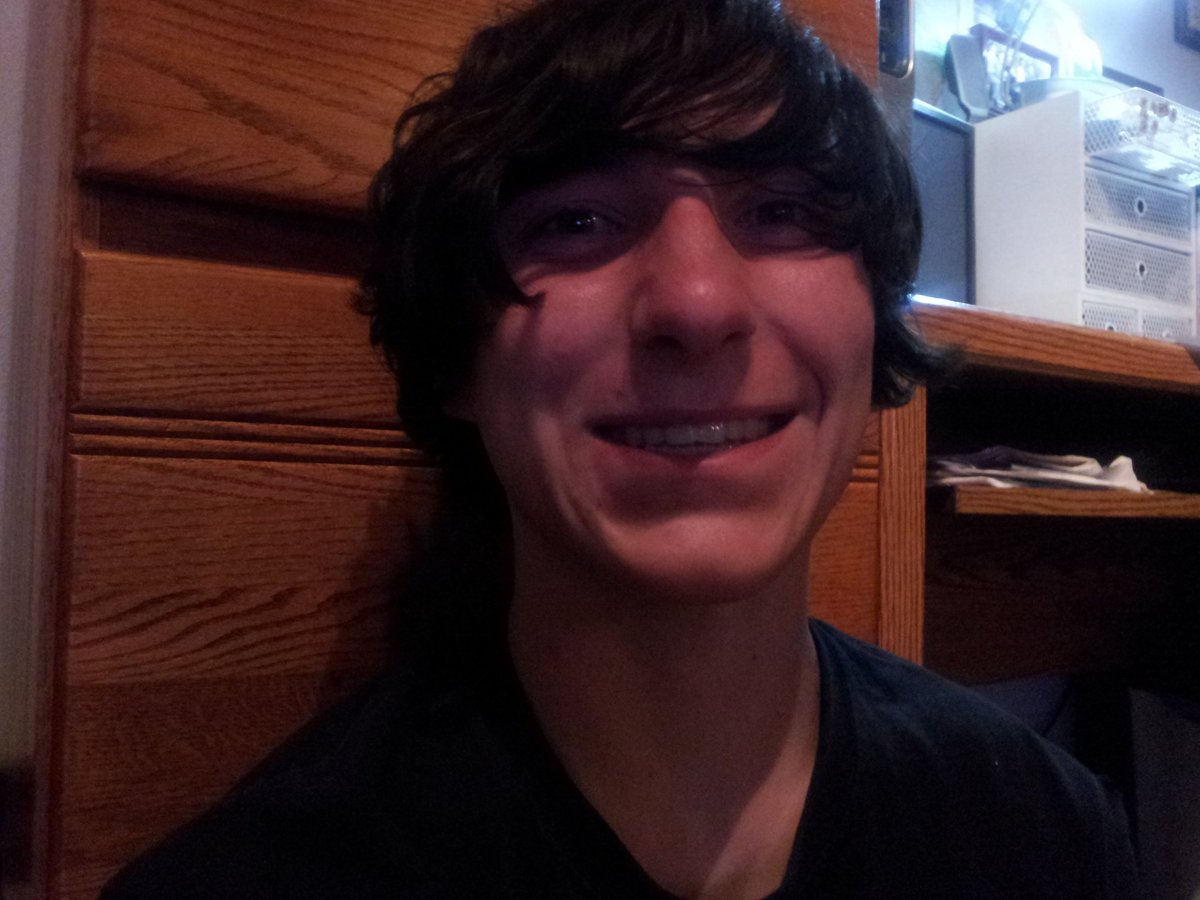 techsupportgf's tweet image. oldest selfie on ur phone vs newest - 
Lmao 10 years ago I was still a lil dyke god bless