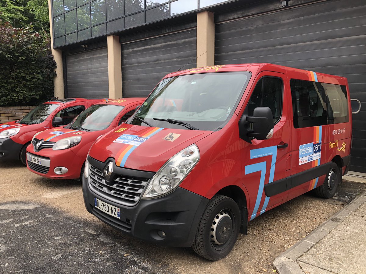YouennDupuis's tweet photo. En visite à Cesson au siège de Keolis Mobilité Seine-et-Marne, qui exploite depuis le 1er juillet le service #pam77. Merci aux équipes pour leur mobilisation au service des Seine-et-Marnais et au @Departement77 pour sa confiance. https://t.co/kaAUVhtJqj