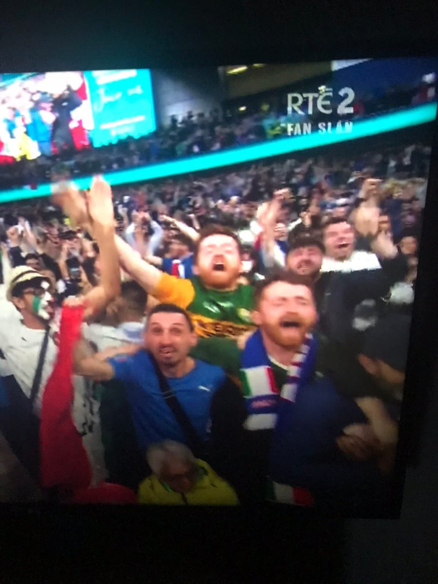 Rocksy_Music's tweet photo. Not only was that Italian goal pure driven counter attacking football....it’s also given us two of my favourite things...
A knee slide that ends with a bit of a turn
And an out of context GAA jersey
#honkerry https://t.co/ifzMt8It1b