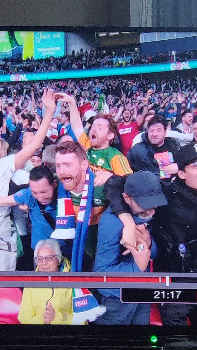 FPMcGoldrick's tweet image. Kerry branch of the Italian football fans federation delighted #EURO2020 #ITAESP