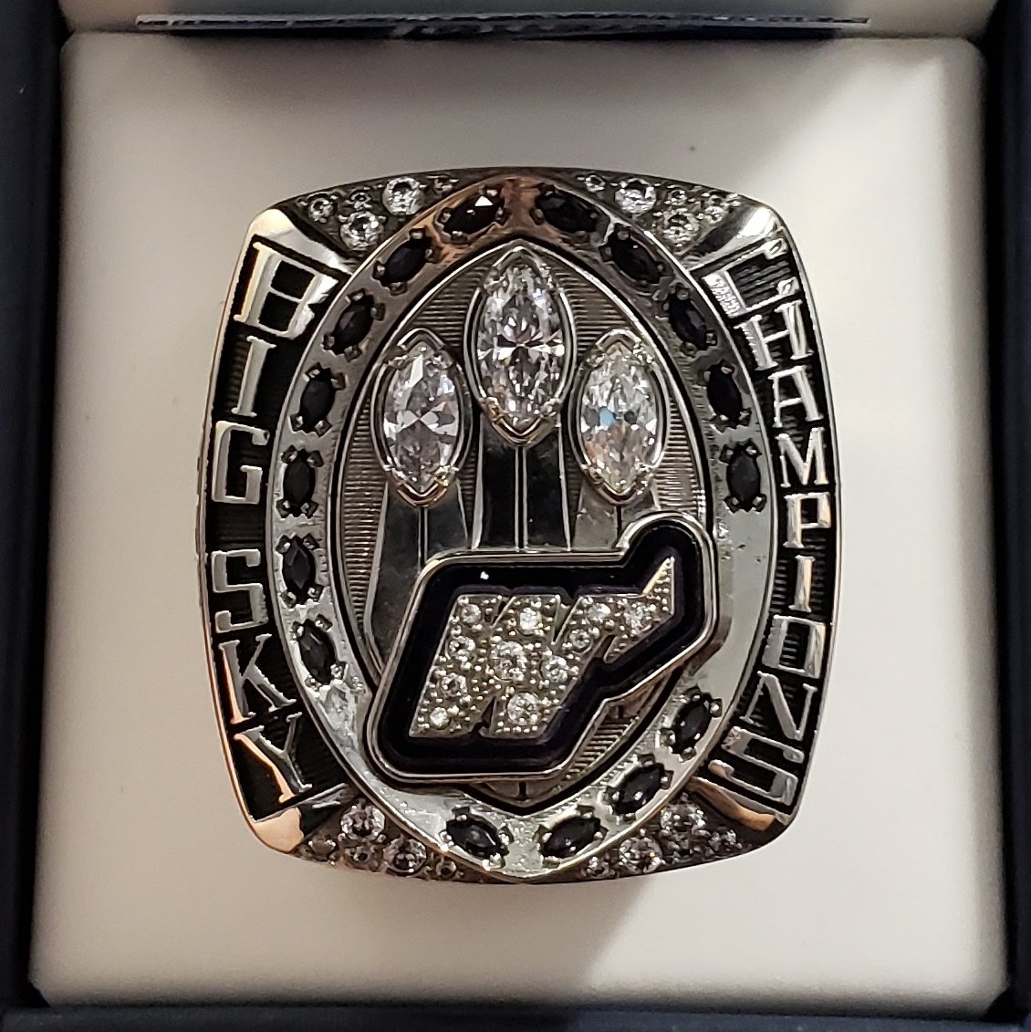 Now hiring for Student Equipment Manager!! Come work for the FOUR TIME Big Sky Football Champions. Work at football practice, on the sideline on game day, and even travel with the team!

Be a part of the fifth consecutive championship push!!

jobs.weber.edu/postings/5614