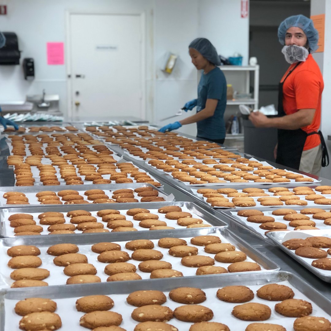 ChipMonkBaking's tweet photo. Want to know how the world's greatest #keto cookie was born? Visit the link below or the link in our Instagram Bio to learn more 🤔
https://t.co/9Qpzwi3hNC
#ChipMonkBaking https://t.co/oXw16vlcq0