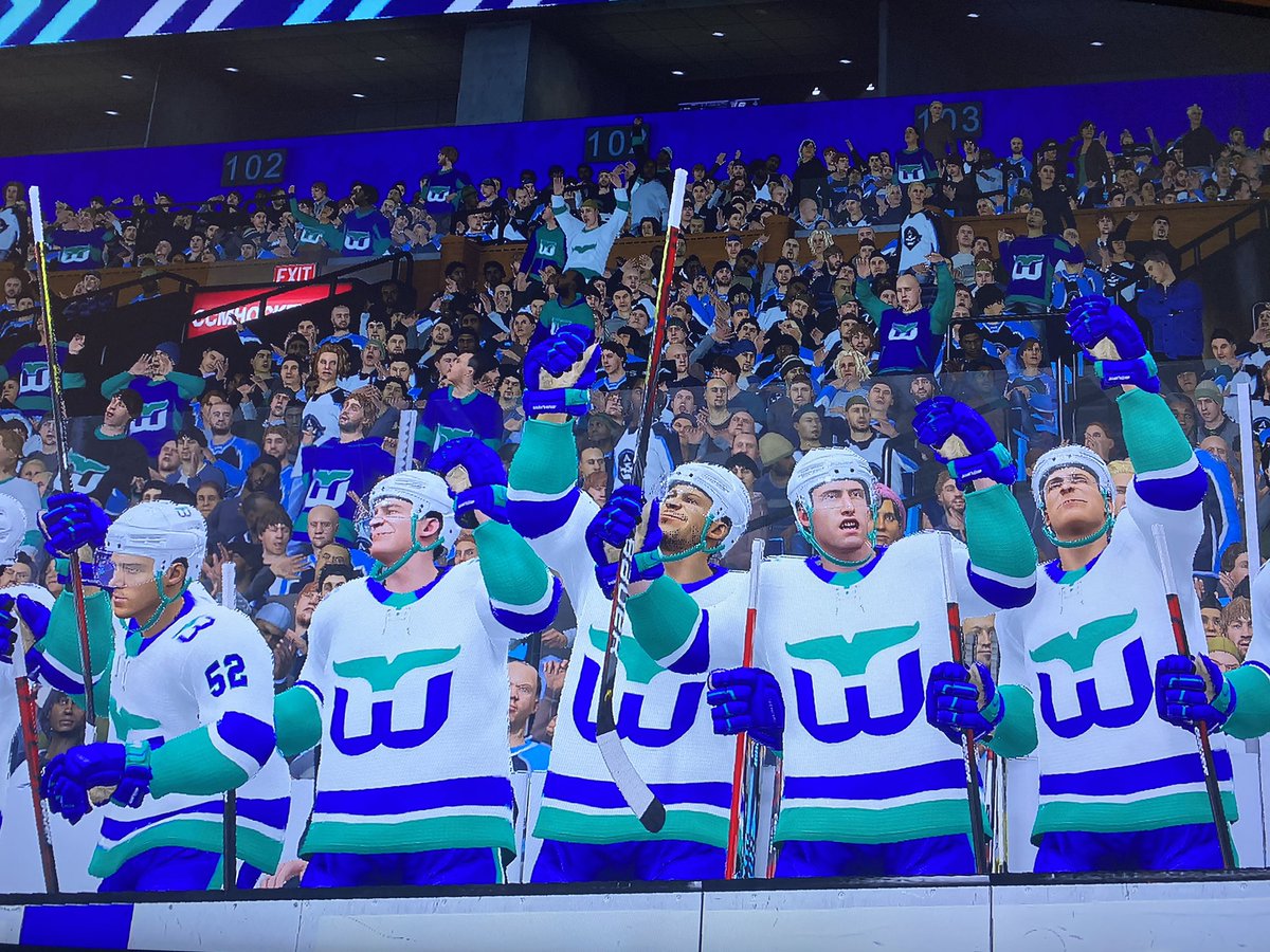 NYwhalersEASHL's tweet photo. We the League Champs!!! (again) 🎉🎉🎉 https://t.co/FhLt9uUxeL