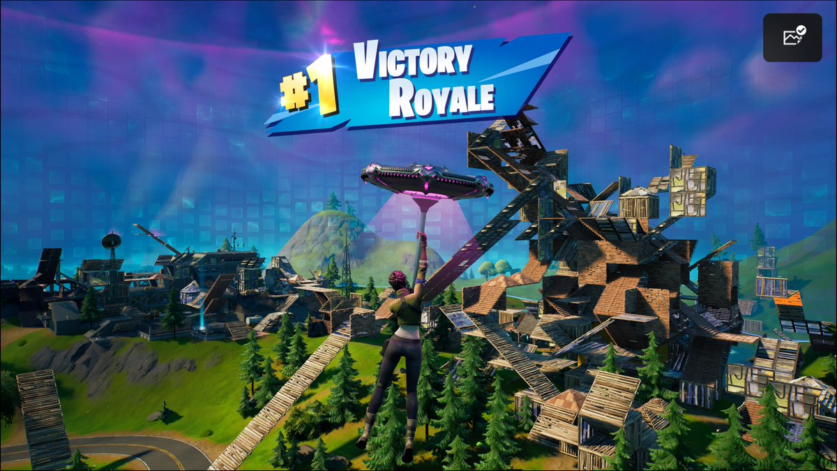 iambeetle's tweet photo. #PS5Share, #Fortnite https://t.co/sXEak7Ne2M