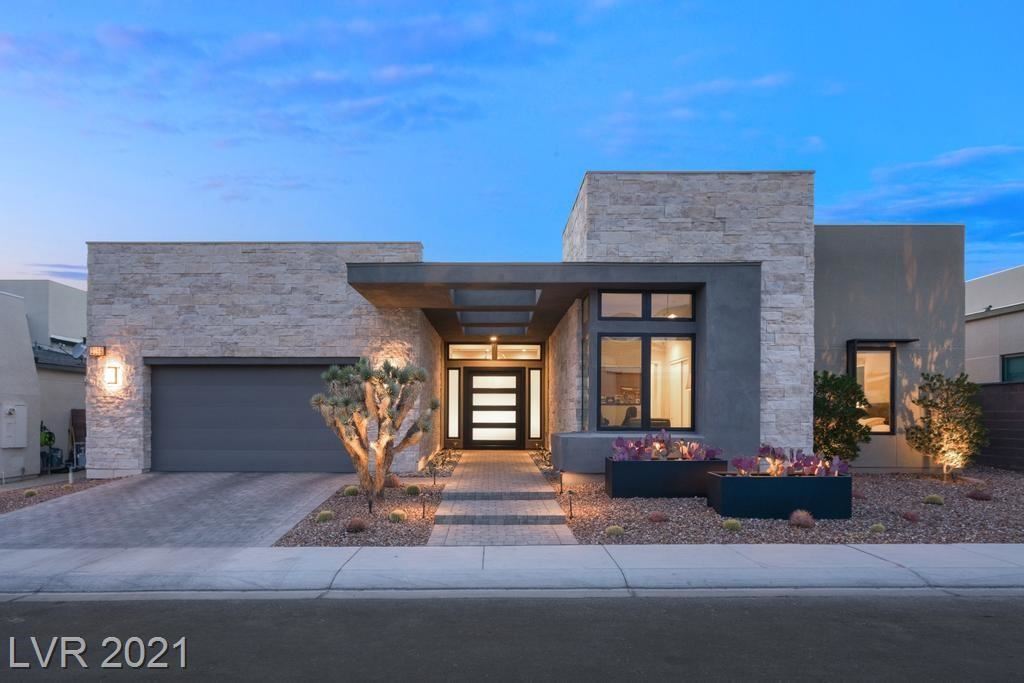 GinasProperties's tweet photo. Check out this property just listed in 89052 https://t.co/GzAKYnxpDE https://t.co/G5yvjEWpYR