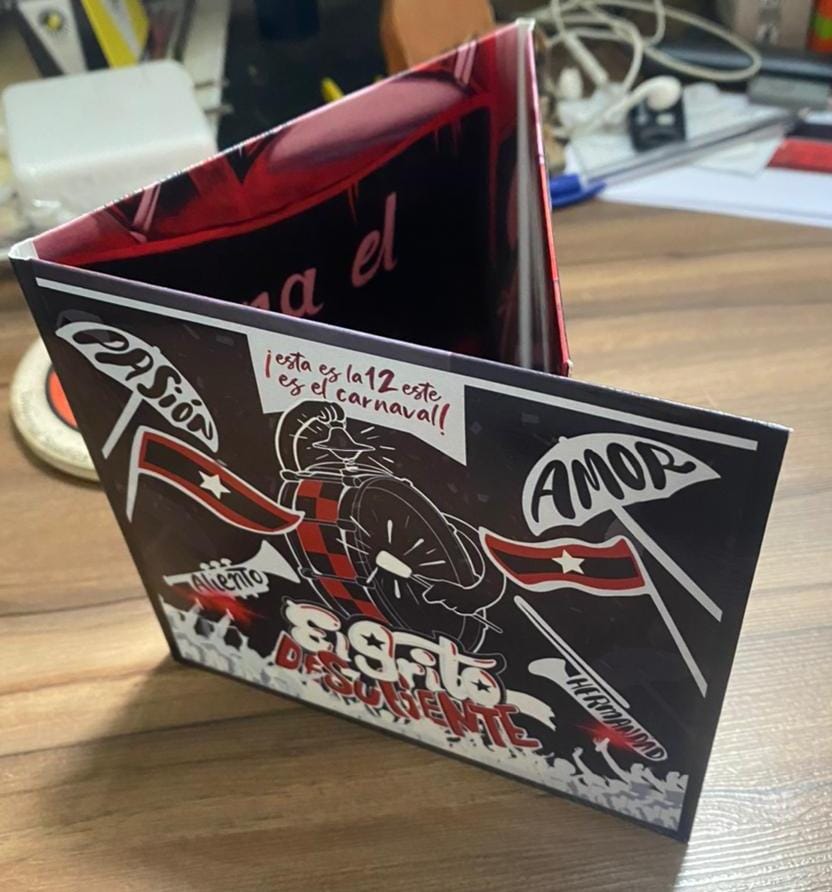 Hicimos un pequeño tiraje de discos, si aún no lo tienen no lo piensen más. Tiene un precio de 14,000 ( No incluye sticker, ni pulsera)

Pueden comprarlo con Johnny, Lucas, Oso o Beto.

Para compras  en línea  pueden ir a Soy Manudo en la tienda soymanudo.com/store

RT