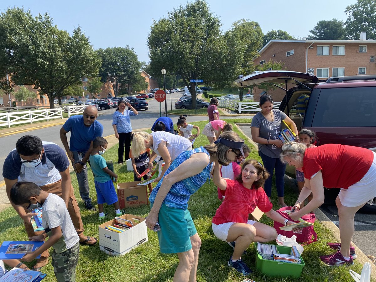 Another successful Bookmobile on the books!  We’re back July 20th 10-11am!  Come see your teachers and get free books and treats FHES families!