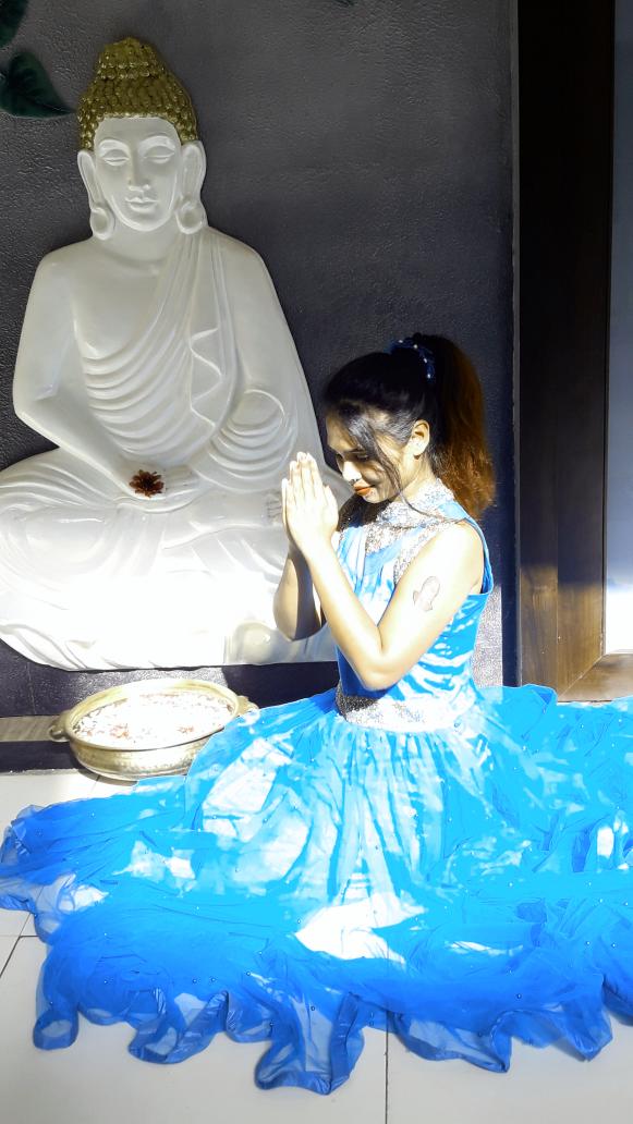 जीवन सत्य को जो जानता है,
वो भगवान बुद्ध को मानता है.
💙🙏💙