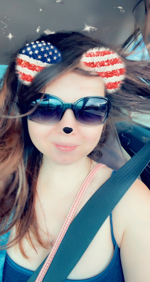 ShearLuv's tweet image. Super pumped for where my career will take me now. Can’t wait!!! Been hitting it strong with the FLDC team and @ctuniversity @tmobilecareers @KimberlyJWyman #CCLD #BeMagenta #FamousforCareers