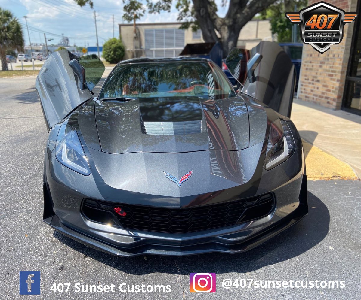 407SunsetCustom's tweet image. #corvette #scissorsdoors