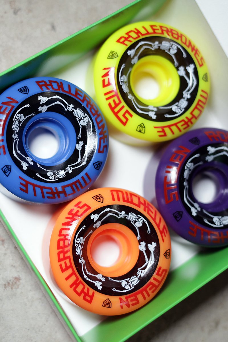 katesskates's tweet image. Here's a closer look at the #RollerBones #EstroJen Bowl Bombers. These babes are hard wheels suited for roller skating at the skatepark on concrete or wood. Available NOW at Kates Skates: ow.ly/EZKU50FpTRF