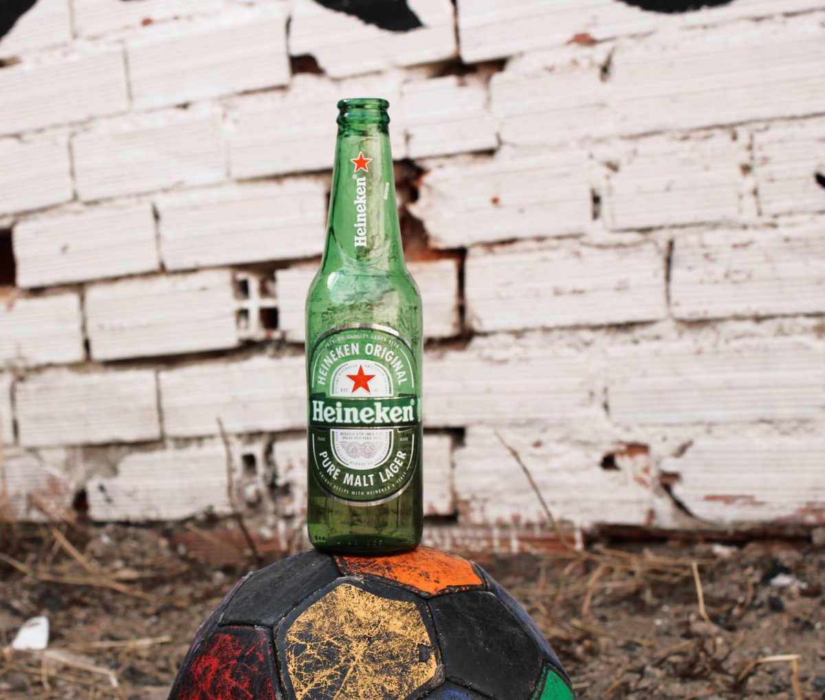 CadimaDist's tweet photo. 🍻 ¡¡Chin Chin!! Tomate tu @Heineken_ES bien fresquita mientras animas a la @SeFutbol 🇪🇸 

¿Hay algún plan mejor? 😉 

¡También puedes enseñarnos tus fotos con tu cervecita! 📷

#CadimaDistribuciones #Heineken #Euro2020 https://t.co/HCaNChnI4n