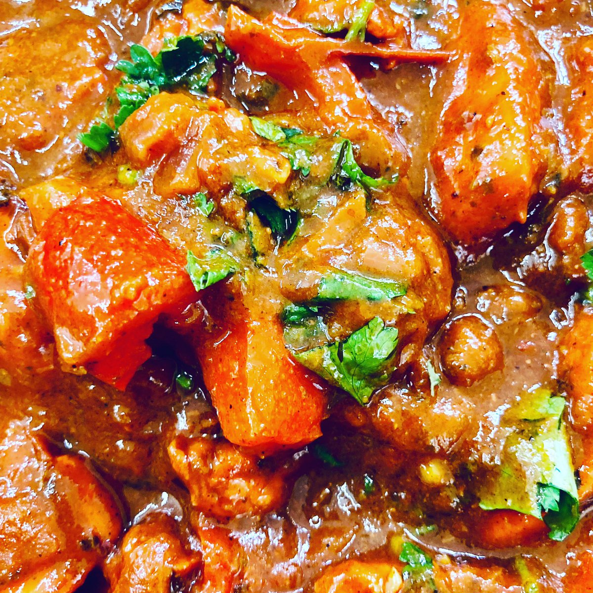 🎉 this weeks curry 🎉.                                  Chicken rogan josh- with red peppers, Kasoori methi, cinnamon &amp; Kashmiri chilli.
Available to take home from tomorrow. #shoplocalbath #supportlocal