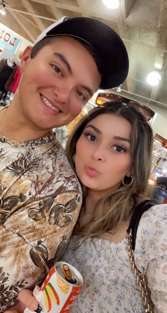rivlinna's tweet photo. @GilbertGarza_ HAPPY 6 YEARS TO US💛🥂 this year has been full of memories and laughter with you by my side. I truly was given the best life partner I could ask for. I love you so so much and I can’t wait to continue celebrating us 👩🏻‍❤️‍👨🏽💐🍷🍺 https://t.co/pNbq8BmKDJ