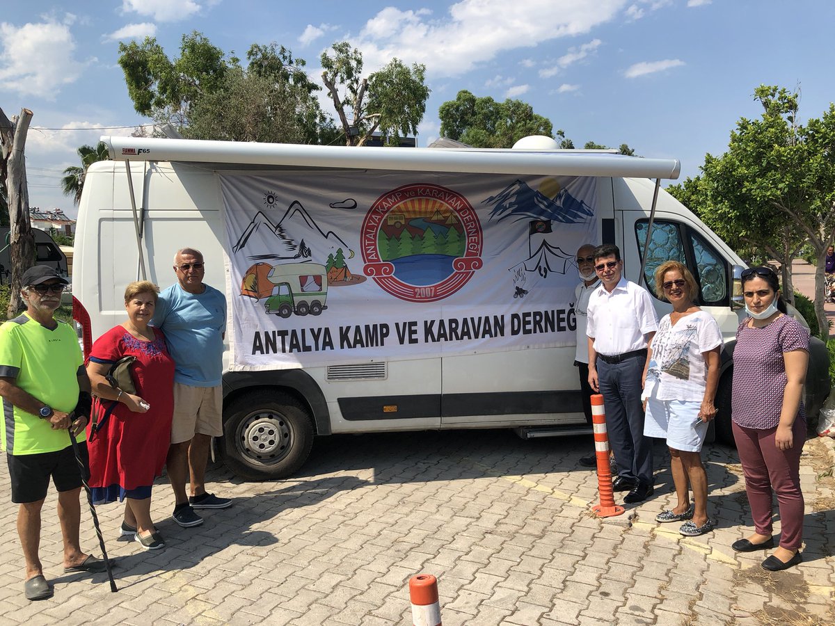 hkurtay's tweet photo. Antalya Kamp ve Karavan Derneği Bşk. Sn. @leyla_ozdag ve Yön.Kurulu Üyelerini ziyaret ederek Dernek çalışmalarını ve karavan yaşamı ile ilgili deneyimlerini dinledik.
#antalya 
#karavan 
@antalyakkd 
@sefaaltintas https://t.co/XIctBZKEbR