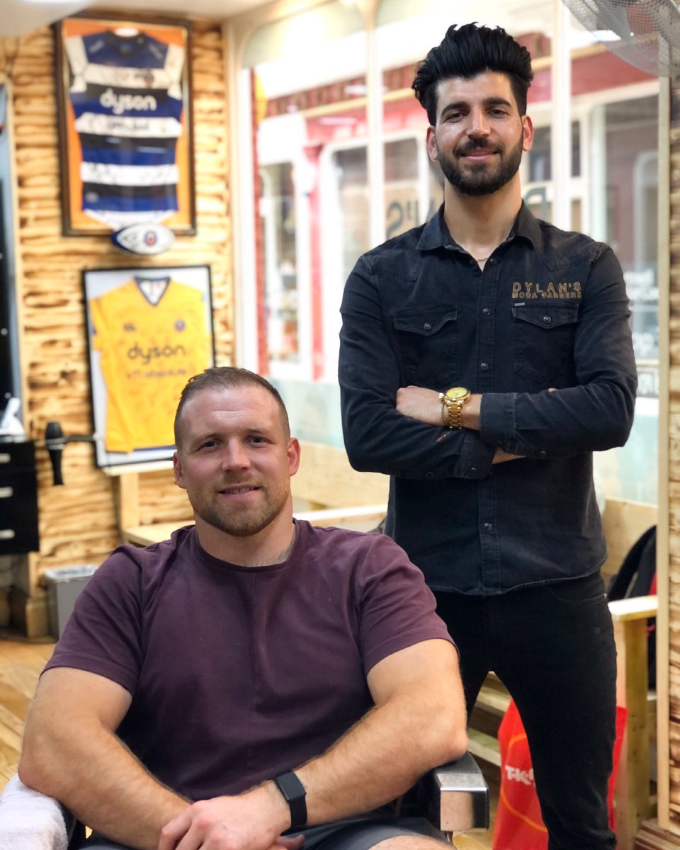 DylansModaBath's tweet image. Wishing @henrythomas105 the best for his move to join @MHR_officiel in France 🇫🇷. Good luck for the future, We know you’ll smash it! 🔥🏉 See you in the near future mate 🤞🏻Thank you for the memories at @bathrugby 🔵⚫️⚪️

#dylansmodabarber #bathrugby #montpellier