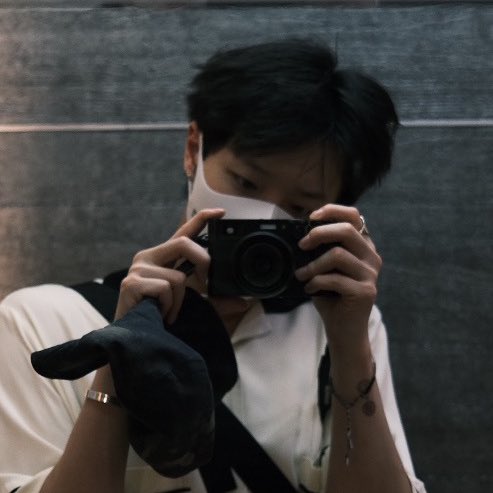승려!! tweet media