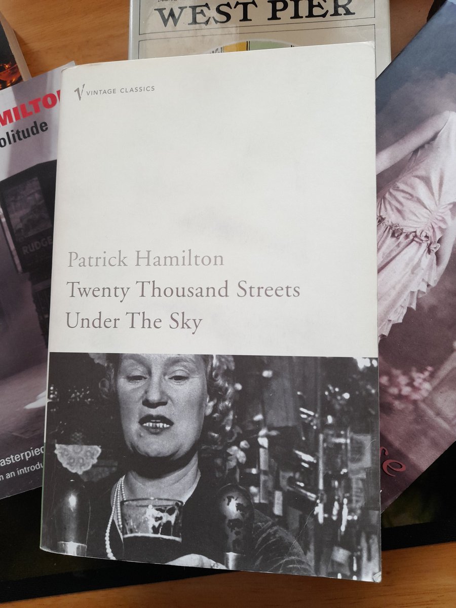 JohnnyHomer's tweet photo. @britishlibrary @AlanJepson4 20,000 Streets Under The Sky, by Patrick Hamilton. https://t.co/pMvHhHc7eG