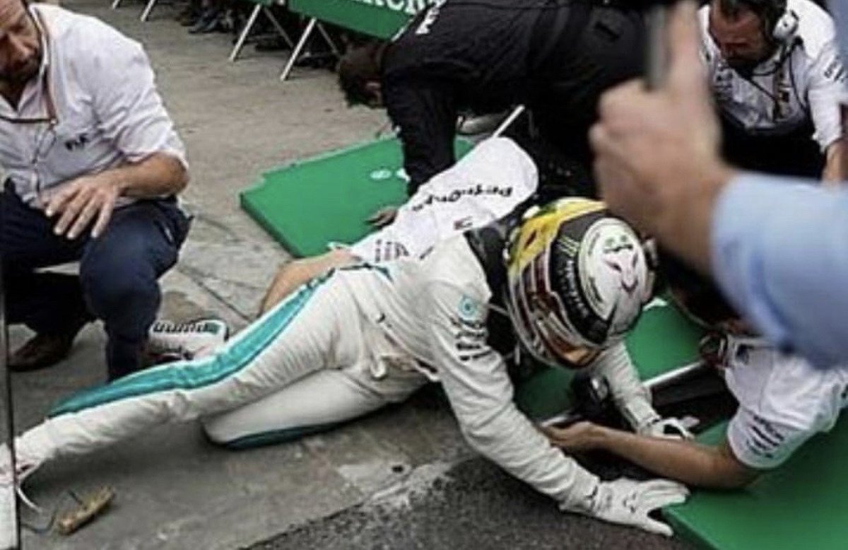 I spent two hours watching old Sebastian Vettel videos. Two hours straight. I rewatched the story of his career even tho I know it by heart. You may ask if i'm okay and no i'm not.