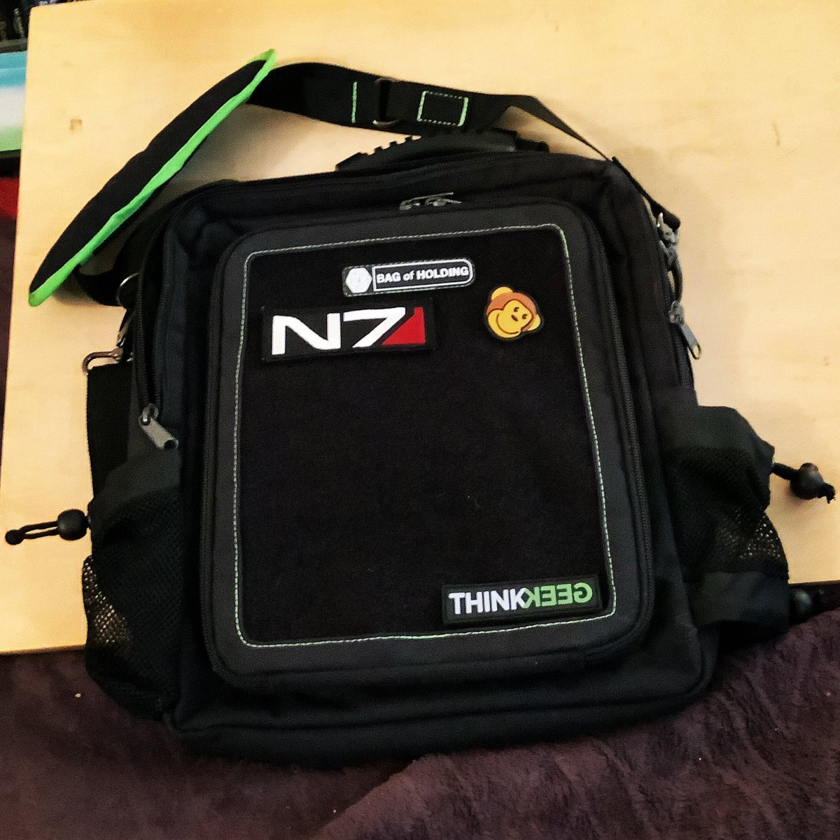 cartoonistjohnb's tweet image. The eBay Gods were kind, and sent me this bag—an elegant artifact, from a more civilized age.
P.S. #thinkgeek will always rule.