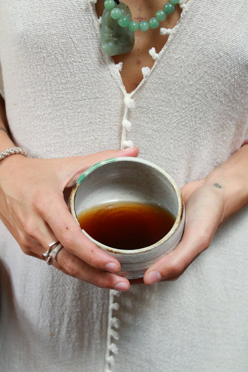 A spoonful of honey is one of our favorite ways to sweeten our coffee. Considered an essential forest resource by Mayans for thousands of years, studies have shown that honey is high in antioxidant compounds and may have antibacterial and anti-inflammatory healing properties.