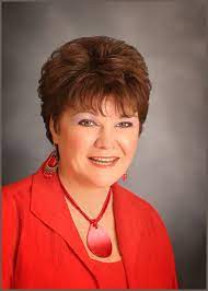 AFPAlaska's tweet image. Have you seen our latest news? Marcy Heim, CFRE at out AFP AK Chapter Special Summer Series "Facets of Fundraising" conta.cc/3y53ky7