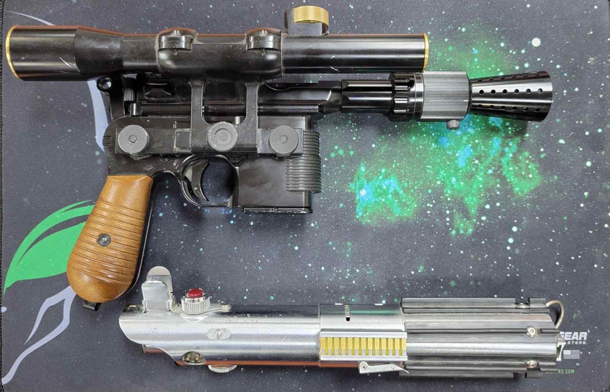 AlienGHolsters's tweet photo. Is there a better EDC? 🤔🤩
#EDC #HanSoloBlaster #Lightsaber https://t.co/LQSLpWctlV