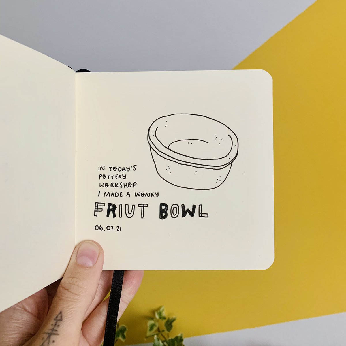 jssrlaa's tweet photo. in todays #doodleaday I forgot how to spell fruit… https://t.co/zeyOZHQ72U
