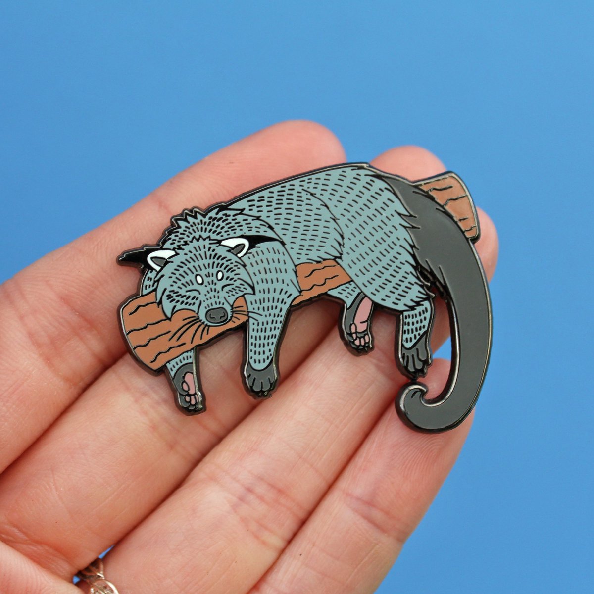 #Binturong pins have been restocked and revamped! They are now hard enamel and slightly larger, with brighter colours. I am also donating £2 from each pin sold to <a href="/ABConservation0/">ABConservation - Arctictis Binturong Conservation</a> 
🐾lyndseygreen.co.uk/shop🐾