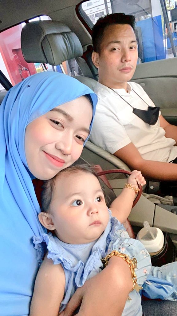 My lovely wife and daughter🥰❤