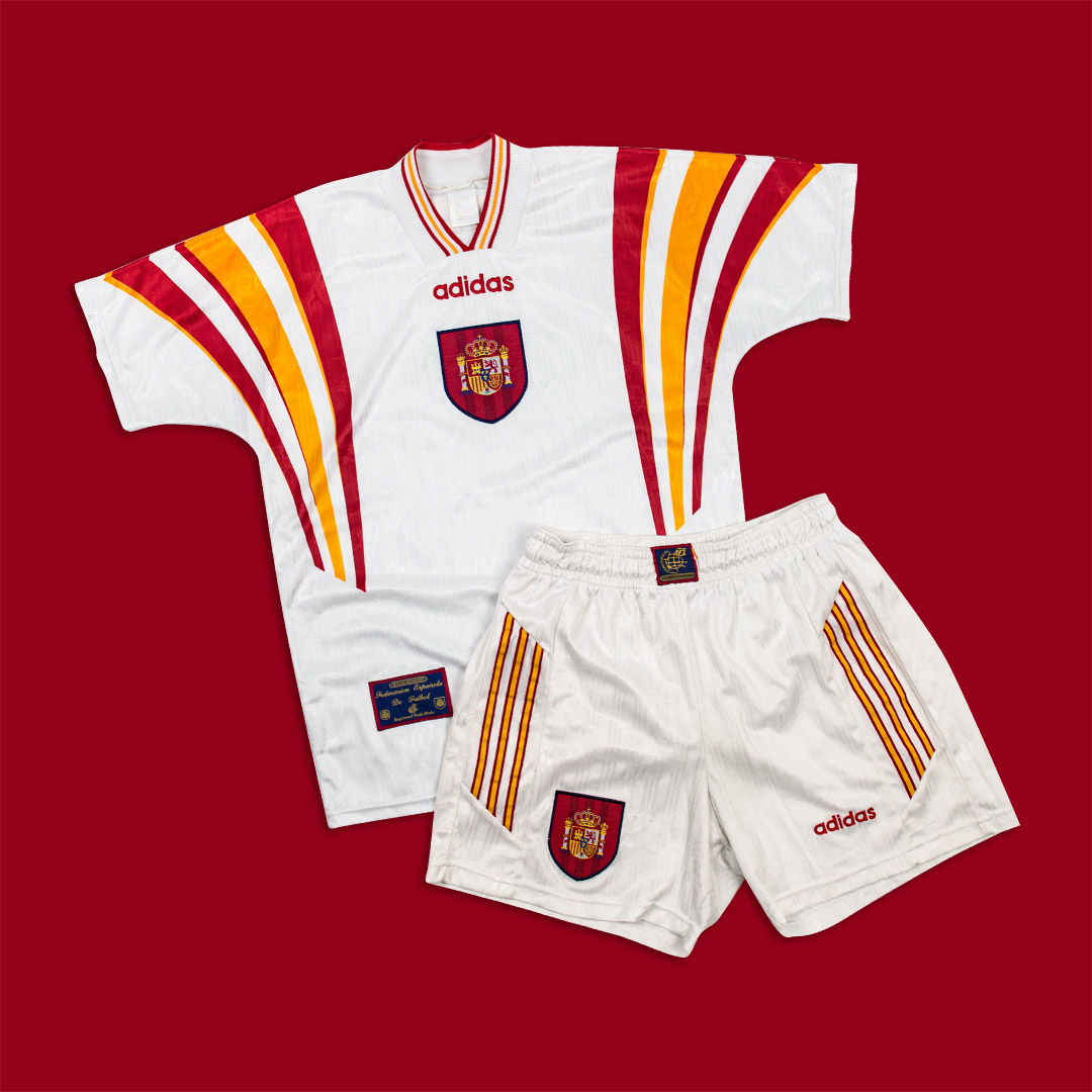 専用90s adidas soccer SPAIN game shirts 90s Adidas Spain Football Sweatshirt Blue XL – Clout Closet