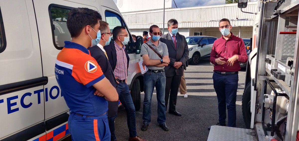 Inauguration de notre antenne de Gien,  en présence de Mr Cammal maire de Gien et Mr Castro sous-préfet de <a href="/MairieMontargis/">Mairie de Montargis</a> 
Présentation des moyens lourds de soutien aux populations.
<a href="/Prefet45_Centre/">Préfète Centre-Val de Loire et Loiret</a> <a href="/ProtecCivilefr/">Protection Civile</a>