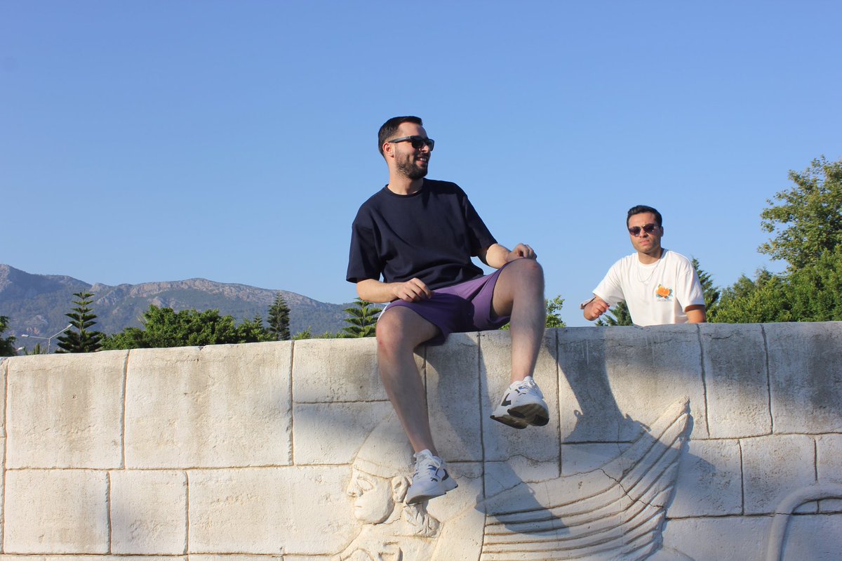 Şuraya da bir fotoğraf bırakalım dursun