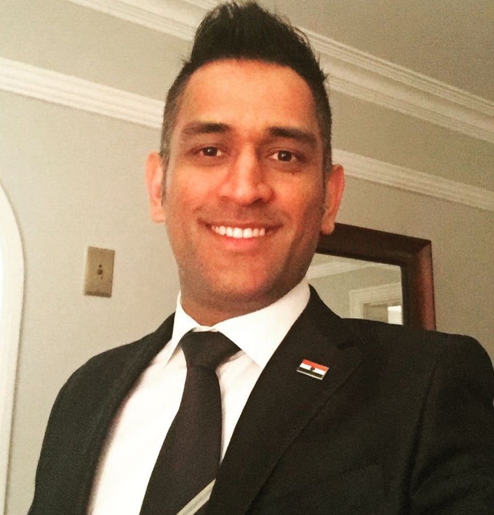 Piyasmishra07's tweet photo. @msdhoni happy birthday sir ❤️ lots of love .My inspiration 😀🥰
Many many happy returns of the day sir ❤️ https://t.co/BGcDURN5Tz