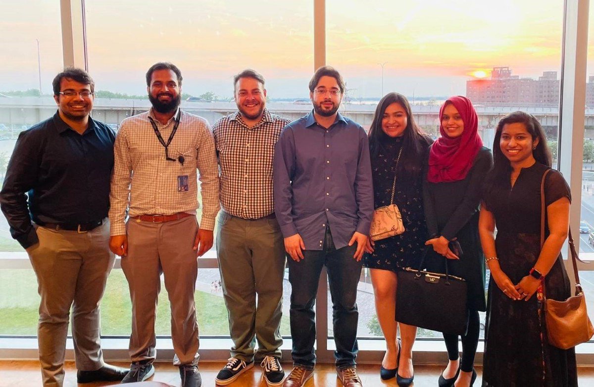 RoswellHemOnc's tweet photo. FIRST WEEK of fellowship for these BRAND NEW Hematology/Oncology fellows! Welcome aboard! #medtwitter #AcademicTwitter #hofellows https://t.co/BjAwmgISeJ