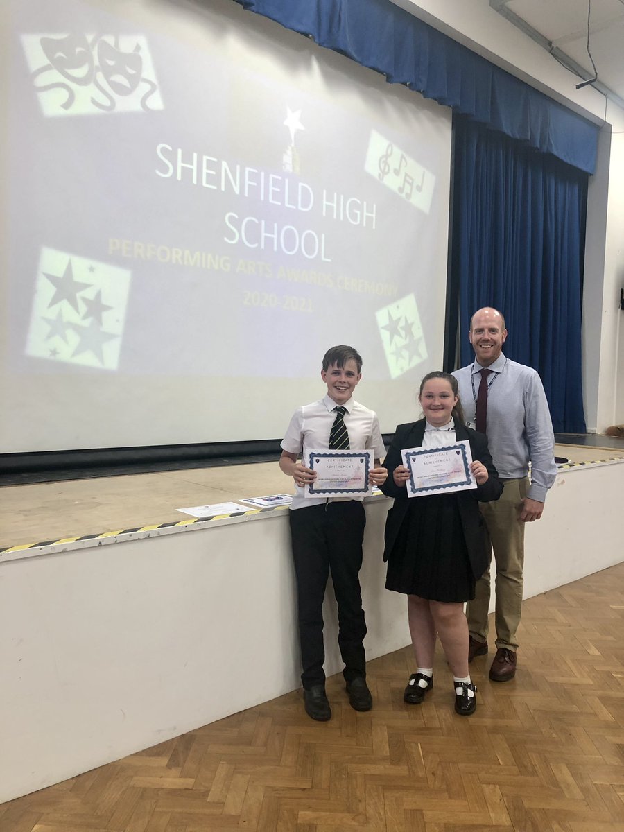 SHSmusicdept's tweet photo. Sadly we are unable to hold our usual @ShenfieldHigh Performing Arts Awards Evening this year with @shsXart however we were able to still celebrate the success of our hard working students this afternoon. We are very proud of our KS3 Effort and Achievement students. https://t.co/Jfq9ERSfMr