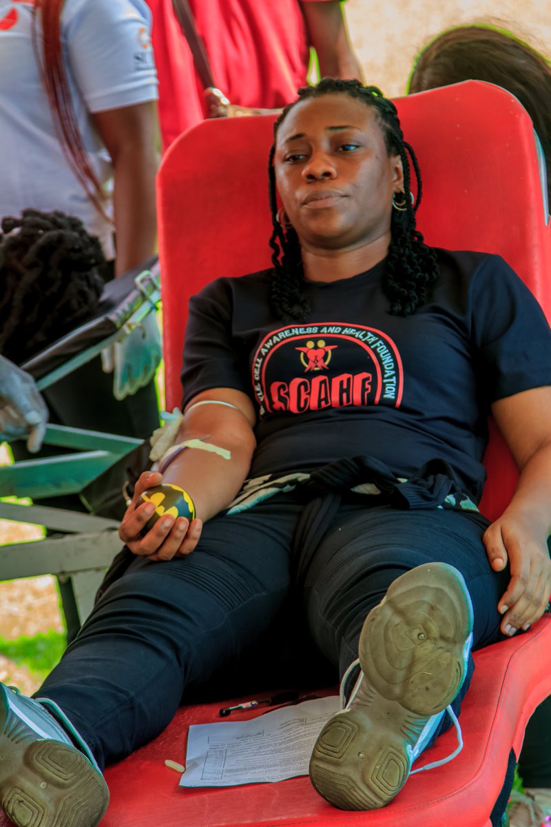 SickleCellAF_Ph's tweet photo. 𝐎𝐮𝐫 𝐇𝐞𝐫𝐨 - 𝐂𝐞𝐫𝐭𝐢𝐟𝐢𝐞𝐝 🖊️

They are not called Heroes for nothing. They are  Life Savers. 

Thank you for donating. ❤️

@WHONigeria @aproko_doctor
@DrZobo
#scahf #scahfblooddrive #SickleCellAwareness https://t.co/UhOdzmh1wU