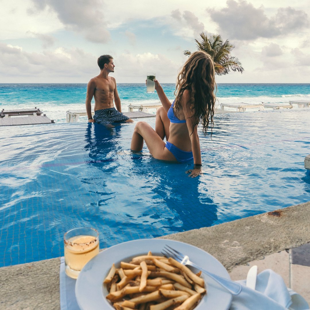 AlltraCancun's tweet photo. Unexpected delights. 
.
Delicias inesperadas. 
.
#ChooseJack #PJCancun #TravelTuesday 📸: @madetwotravel https://t.co/U9rV3C6LJ2