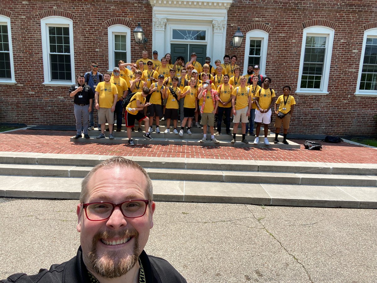 hst_edu's tweet image. We're thankful to have had a visit from @KerussoHU , @HardingU's preacher training camp! These young folks are spending a week learning Bible study methods and sermon preparation and delivery. @PowellMarkE @HUPreaching