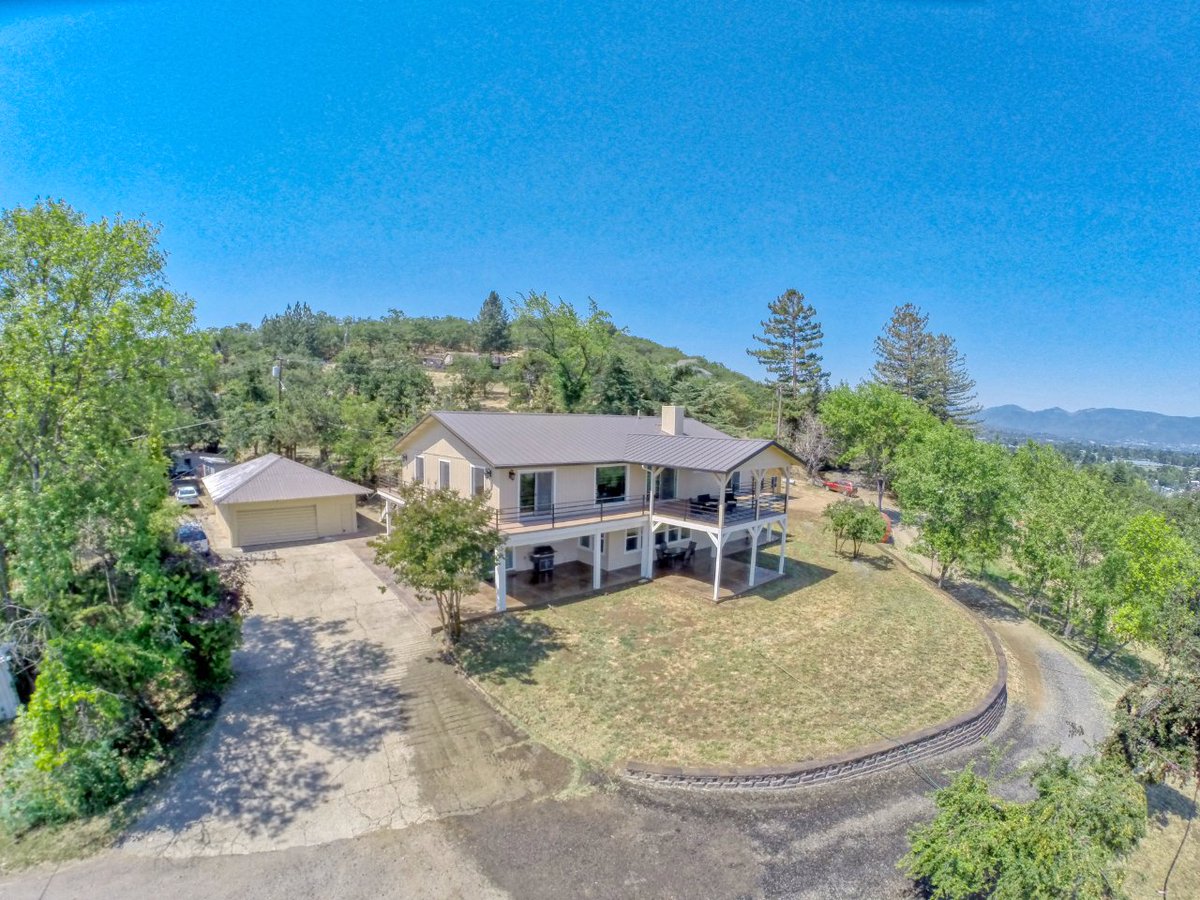 Watch our video tour of this spacious hillside property in Medford Oregon.
https://t.co/eysXsCoRKy
