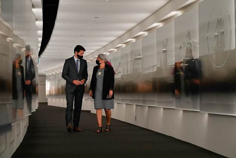 RideauHall's tweet photo. We are honoured to welcome and support Ms. Simon as she embarks on her historic journey as Canada’s 30th governor general. https://t.co/UJYKXgheJh